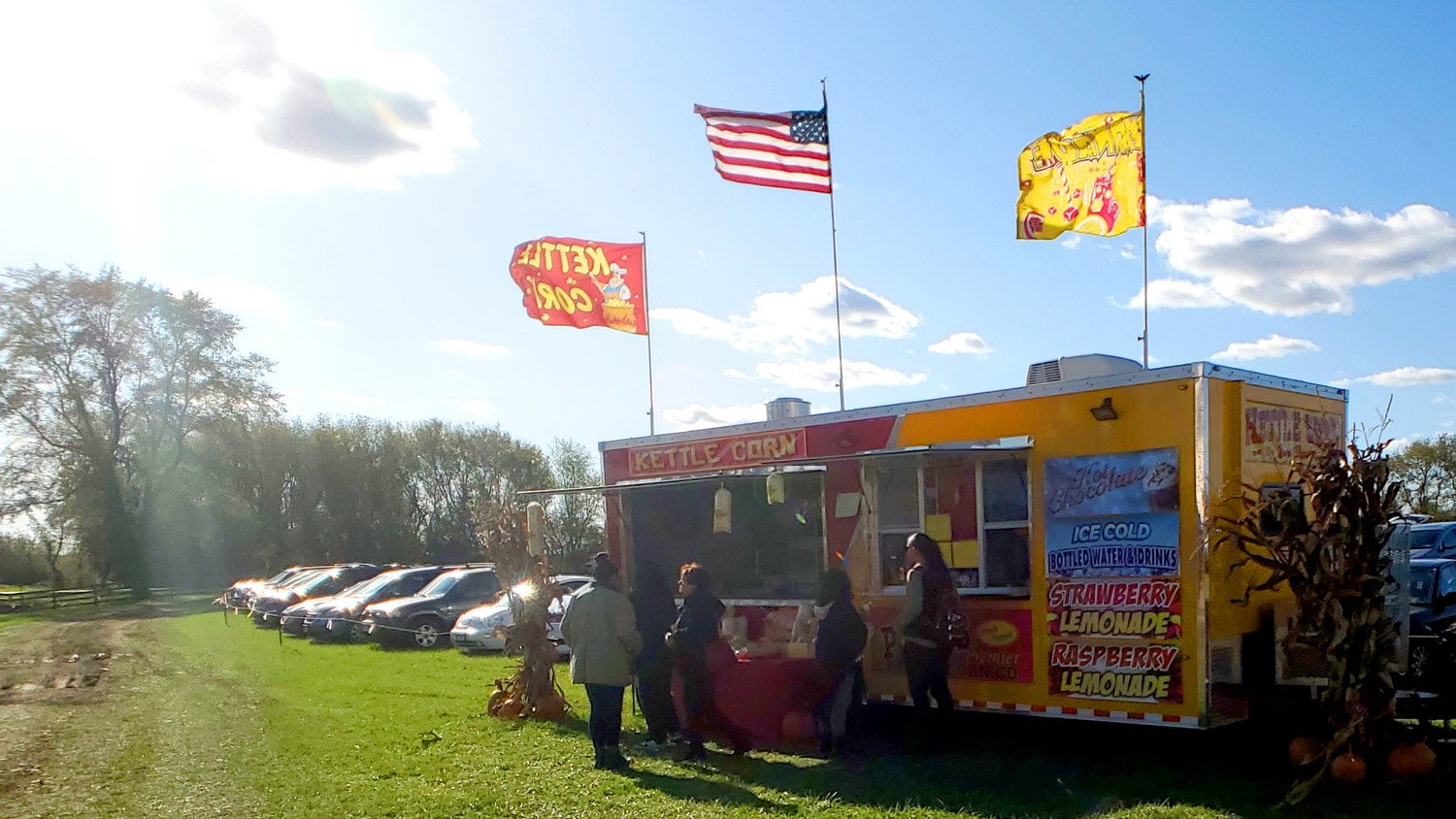 Kettle corn food truck at Cody's Farm and Orchard for Autumn Drive.