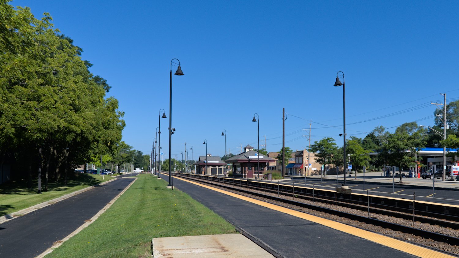 Fox River Grove Metra train station.