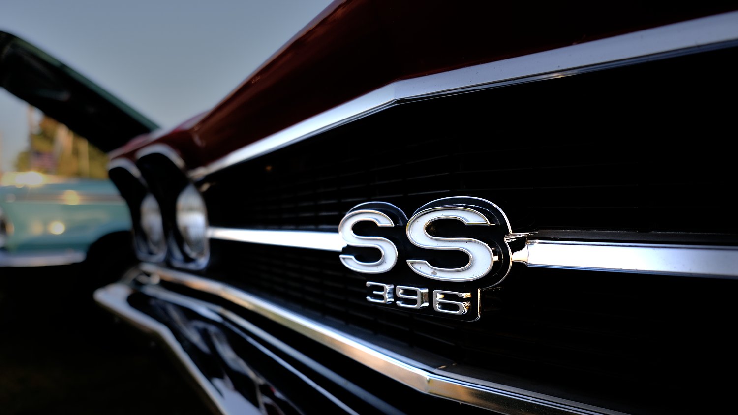 Grille and headlights of SS396.
