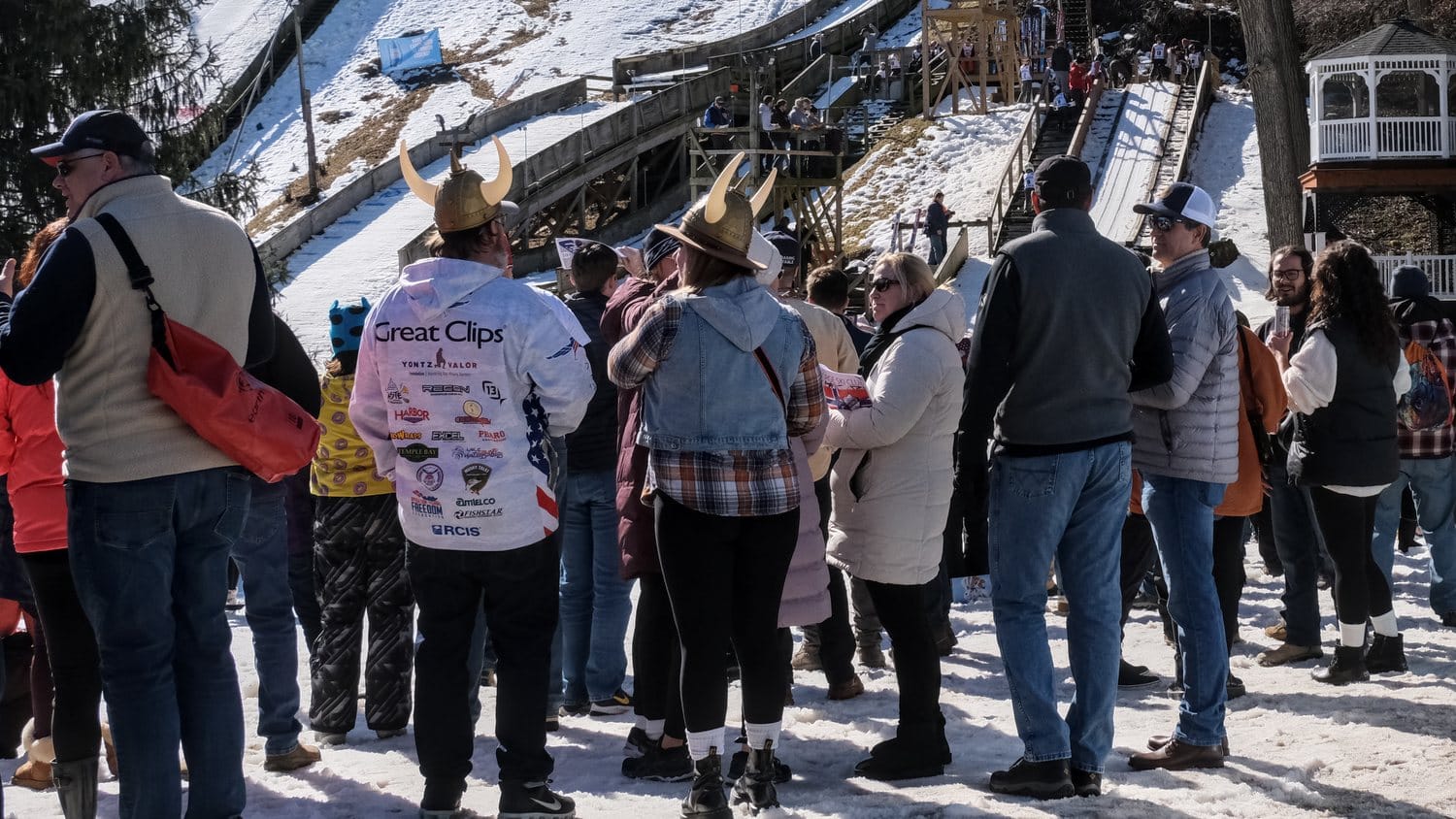 Spectators watching the 5m jumps at the 118th annual Norge Ski Club, winter tournament, 2023.