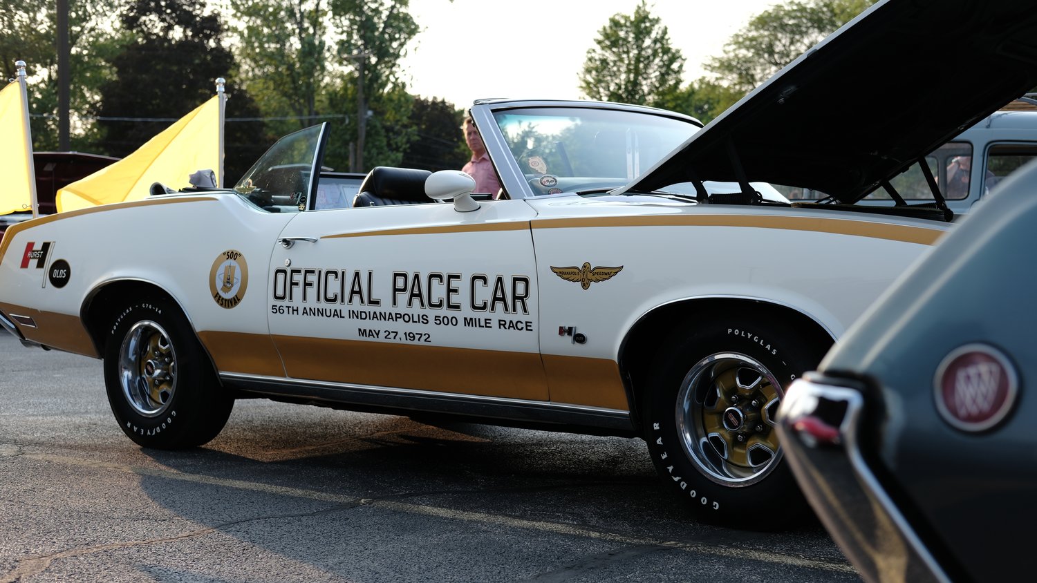 Hurst/ Olds Cutlass 56th Indy 500 Pace Car.