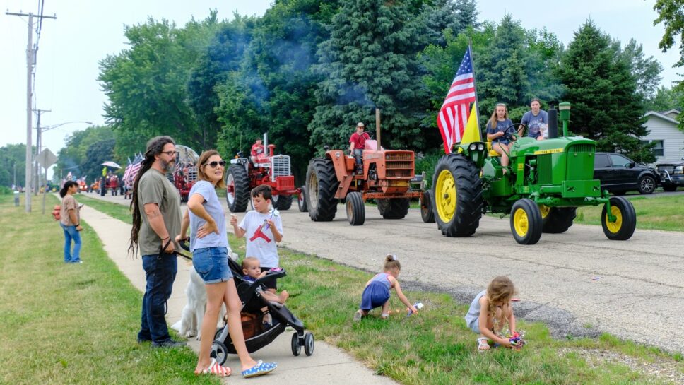 Hebron's 2023 Independence Day Parade • Out & About In McHenry Life